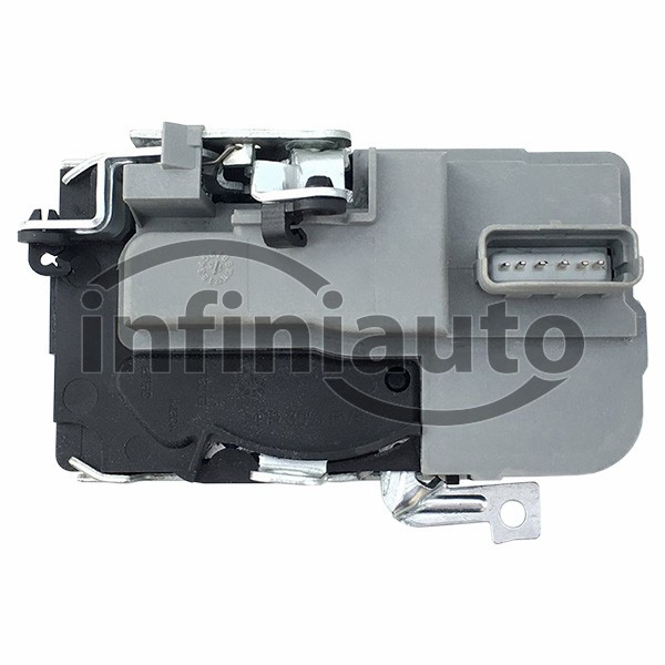 9135R9             FECHADURA PORTA PSA 206 ESQUERDA                            
